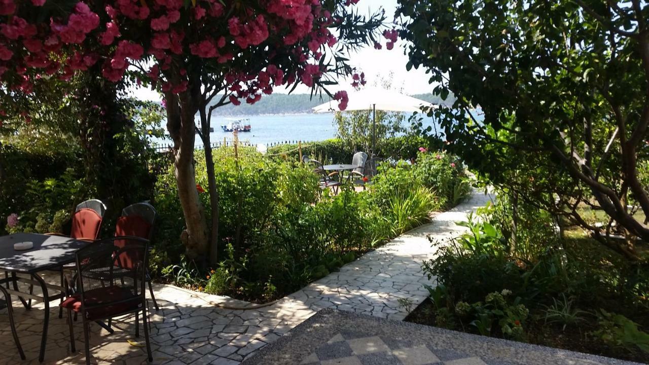 Apartments Antica Rab Town Luaran gambar